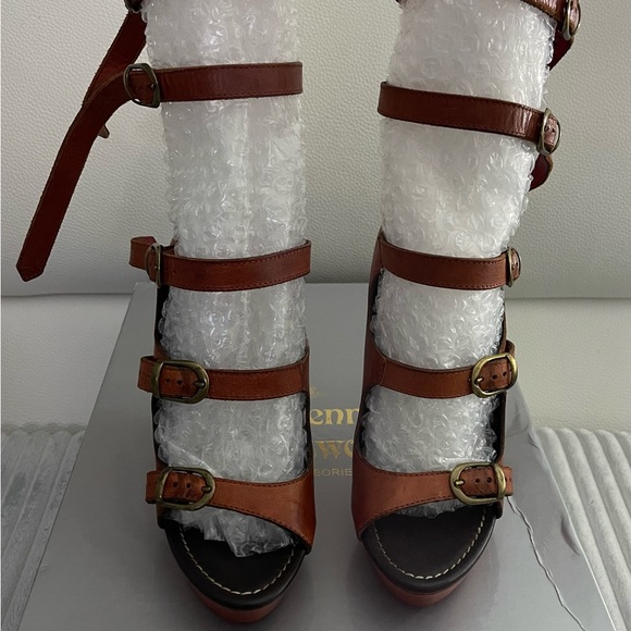 Vivienne Westwood Gladiator Brandy/Rosso Sex And The City High Heels - Picture 7 of 9